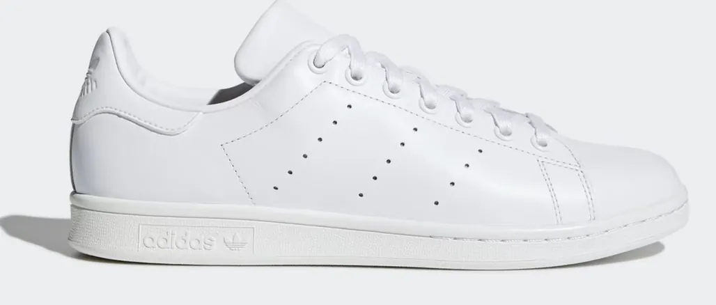 Adidas Stan Smith mit Firmenlogo